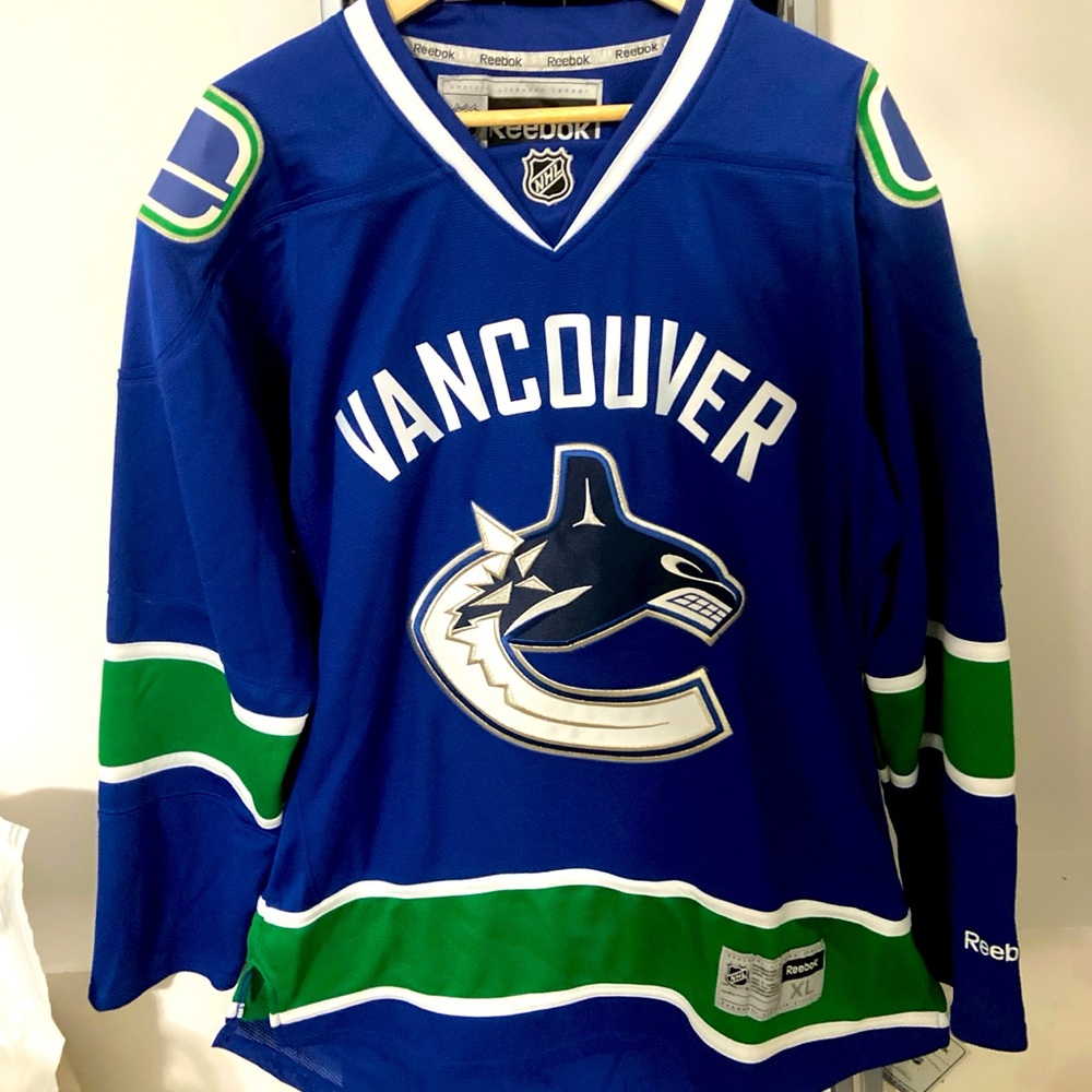 Vancouver Canucks NHL Home Orca Jersey Reebok Men's XL Mint New with Tags